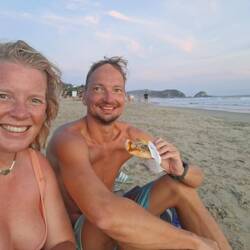 Pizza, Wellen, Sonnengeküsst