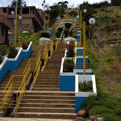 Ein Teil der 647 Stufen zum Mirador El Condor