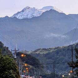 Vulkan Antisana , viert höchste Berg Ecuadors mit 5758m,