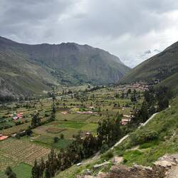 Ollantaytambo valley