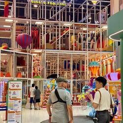 Each shopping mall we saw also had a very large children's play place
