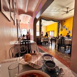 ein Teil des Restaurants Alex, gleich neben meiner Unterkunft, 3 x da gegessen