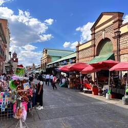 Markt ausserhalb Markt in Huahaca