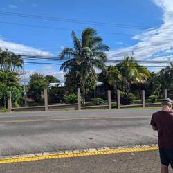 Zoom in to see nice house