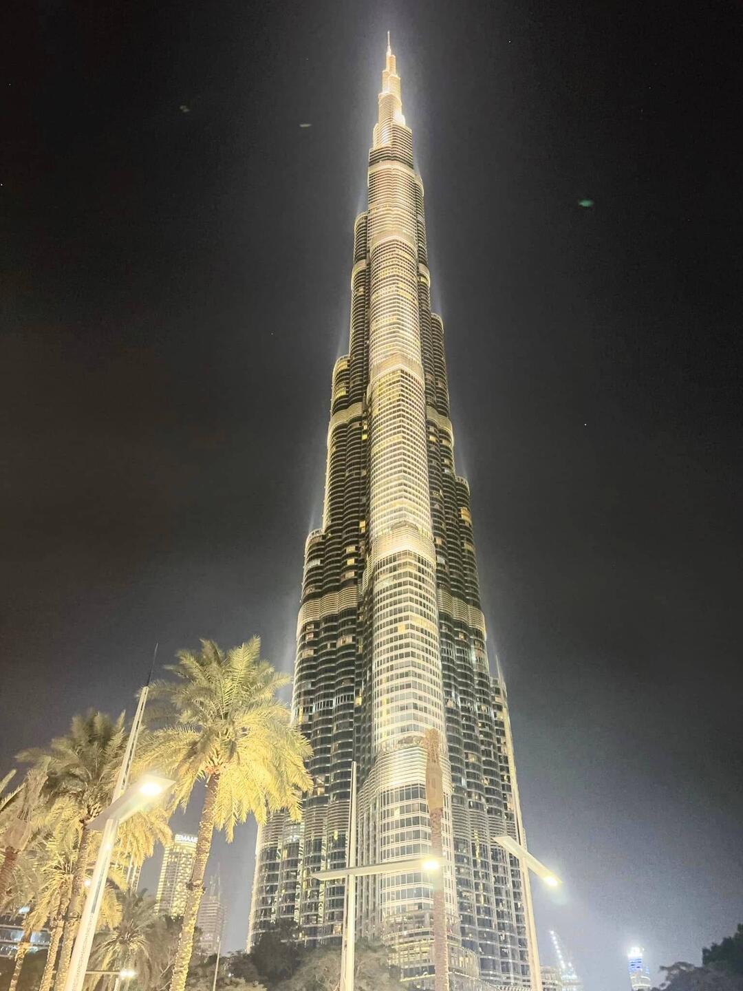 Eindrucksvoll. Der Burj Khalifa bei Nacht.