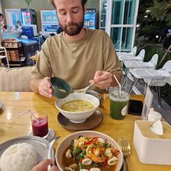 Mer send de gliich nomol i dem Resti go ässe 😋