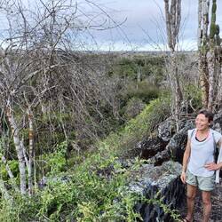 A walk with Anne to the cliff behind the Station - beaut arid zone vegetation 🙂