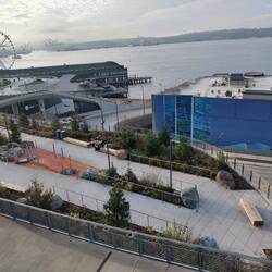 Overlook Walkway west of Pike's