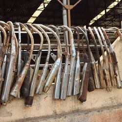 Auspuff in verschiedenen Varianten