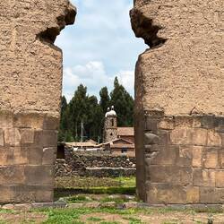 Teil der Tempelmauer von Raqchi