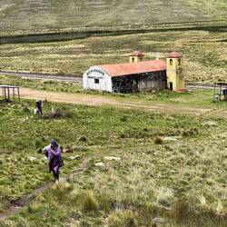 Passhöhe mit Kirche