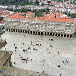 Loved seeing the happy pilgrims arrive at the square.