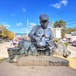 Statue in San Cristobal