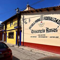 Schule - alles im Hintergrund