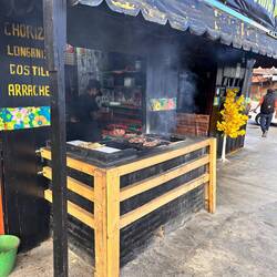 Fleischbrater - immer nur die dünn geschnittenen Rinds-/Kalbsplätzli. Filet oder Steak nirgends