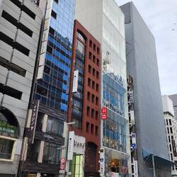 Uniqlo Ginza flagship store