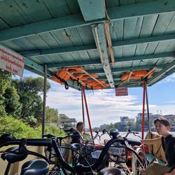 Zrogg hemmer de d'Fähri gnoh...