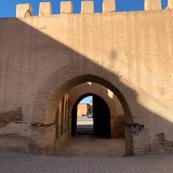 Eins der vielen Tore zur Medinah
