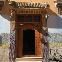 Eingang der ehemaligen Synagoge