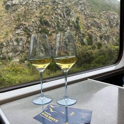 Reisen mit Stil 🍷🚂