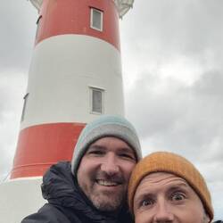 Unsere neuen Kappen. 😁