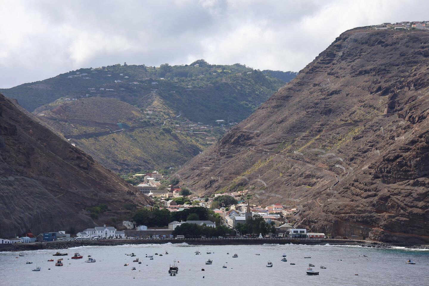 Jamestown nestled along the valley.