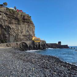 Das gelbe ist das Restaurant Sol Poente