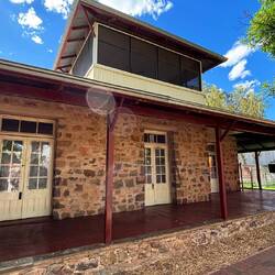 Adelaide House - früher Medical House, jetzt Ausstellung über Alice Springs Geschichte