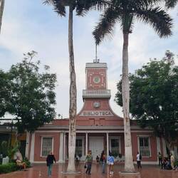 Barranco central square