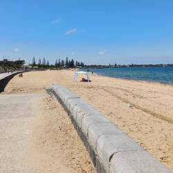 Elwood beach