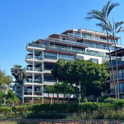 Luxushochhaus am Pazifik