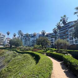 Promenade oberhalb des Pazifik