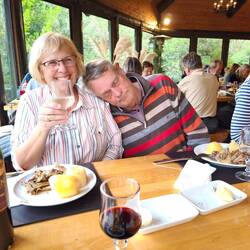 Abschluss Essen mit typischer patagonischetr Musik