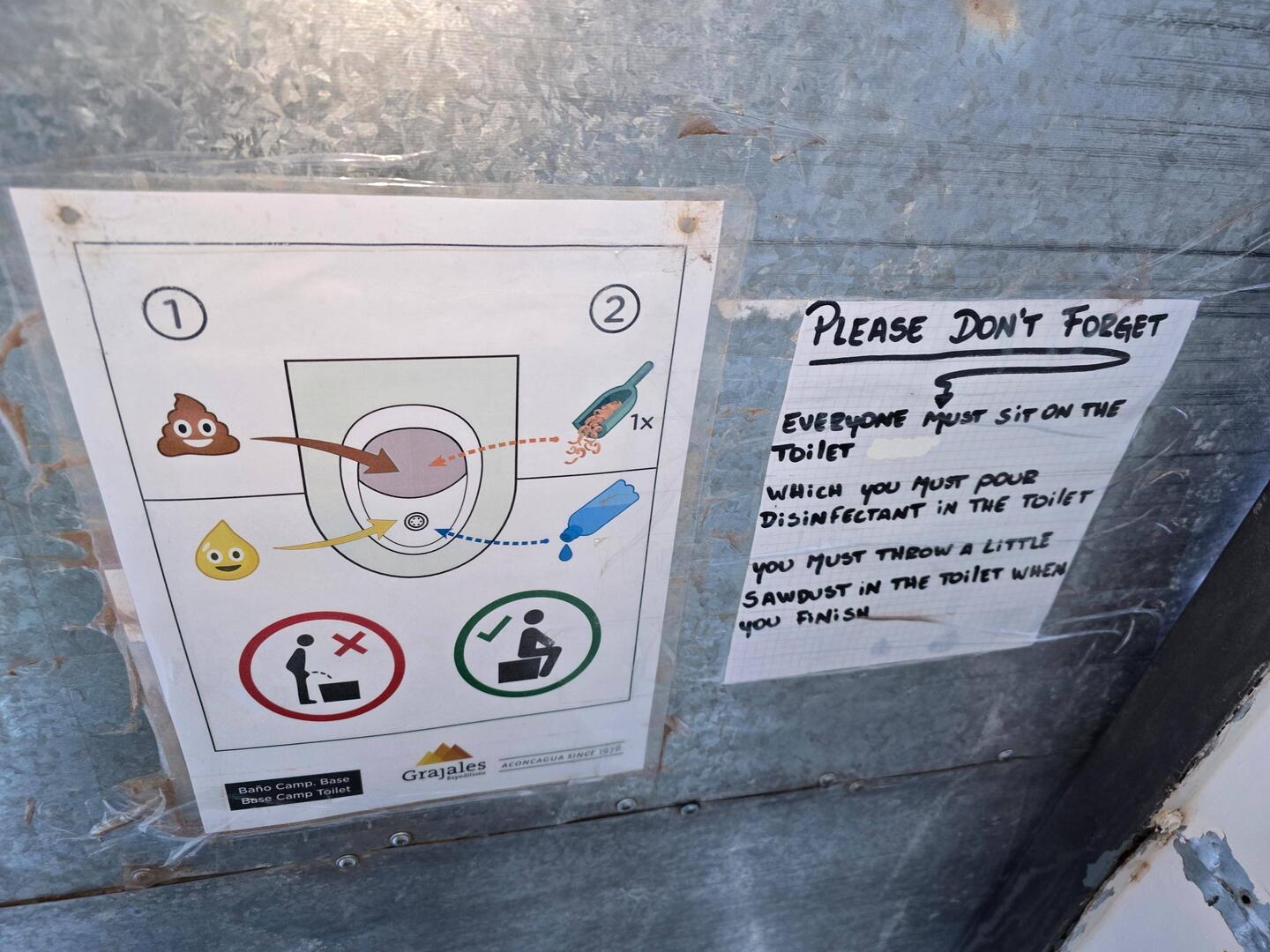 Dienstanweisung auf dem Klo