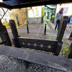 5 holed stocks in Woodstock