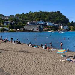 Am Strand von Puerto Varas