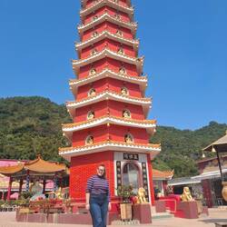 Angekommen Beim 10'000 Buddha-Tempel
