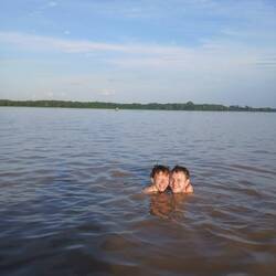 Baden im Amazonas (oder auch "schwimmen mit den Delfinen")