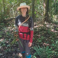 .. und einen Wasserflaschenhalter für uns bastelt 😄