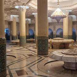 Füße waschen nicht vergessen. Bei 50.000 Füßen ist das bestimmt eine gute Präventivmaßnahme