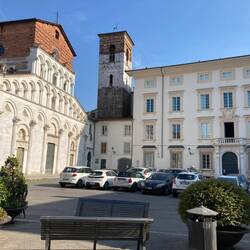 Santa Maria di Foris Portam (links)