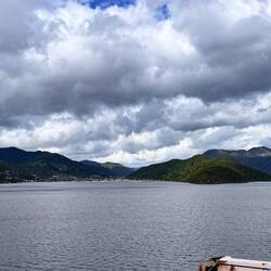 Stark bewölkt am späten Vormittag