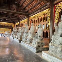 500 Budda Figuren gab es in der Anlage