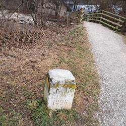 Grenzstein Aargau - Solothurn, ist ja eine Grenwanderung