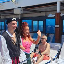 Royal Court Entourage