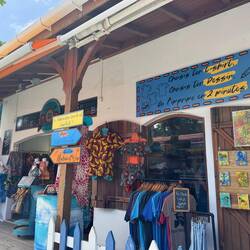 Wonderful stores making unique clothes