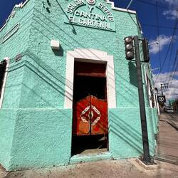 wie ein Wildwestsaloon