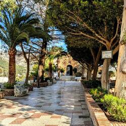 Ermita de la Virgin de la Pena