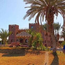 "Schloss" der Familie Schatz