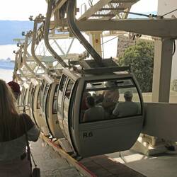 Mit der Seilbahn ging es zuletzt wieder runter zum Bootsanleger.